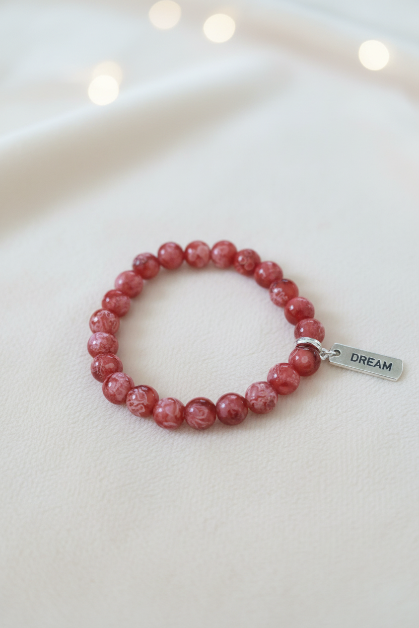 Dream Bracelet Red – Studio Product Shot