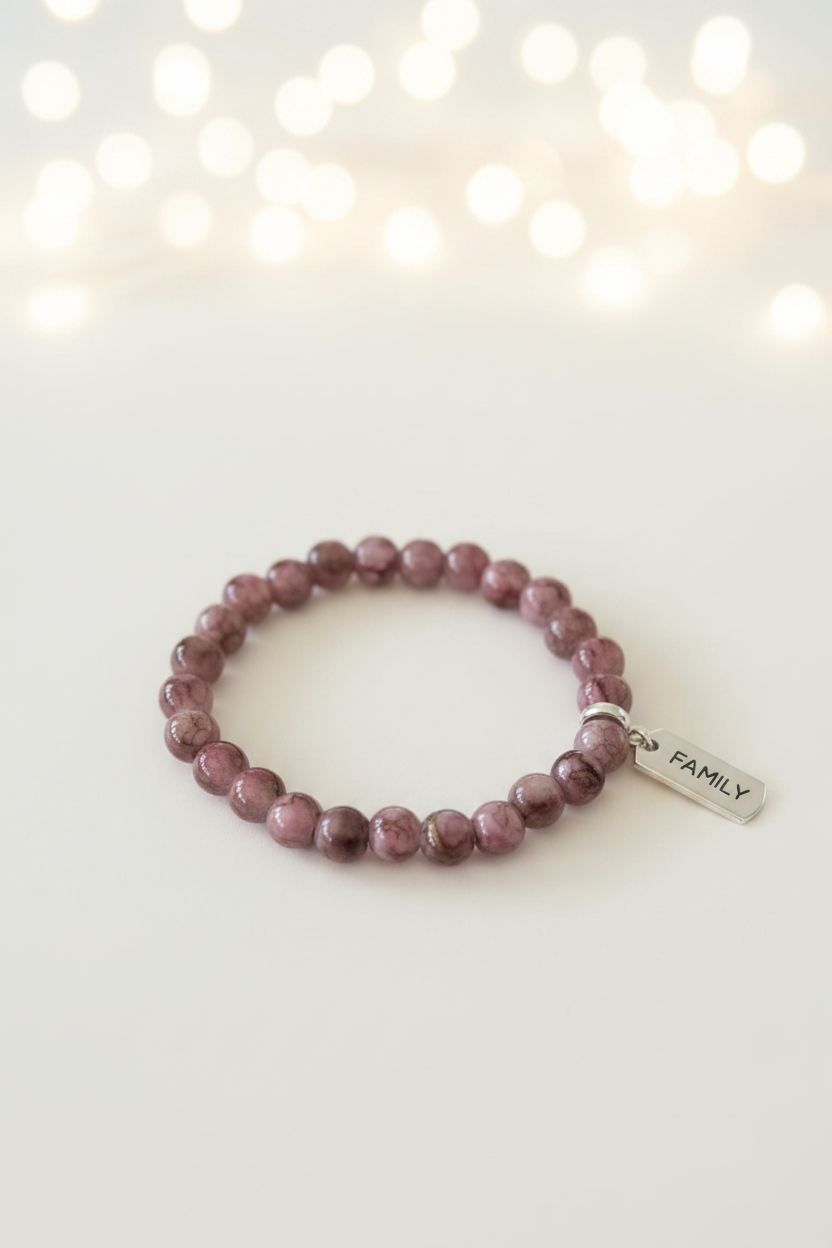 Family Bracelet Mauve – Studio Product Shot