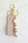 LOVE Daisy Keychain – Pastel Cream Bokeh